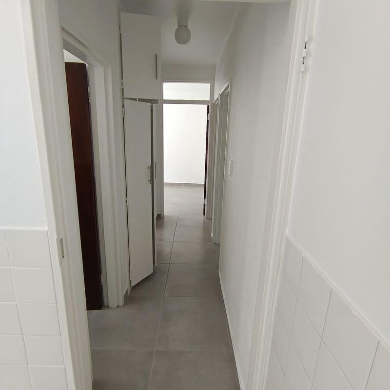 To Let 2 Bedroom Property for Rent in Wynberg Western Cape